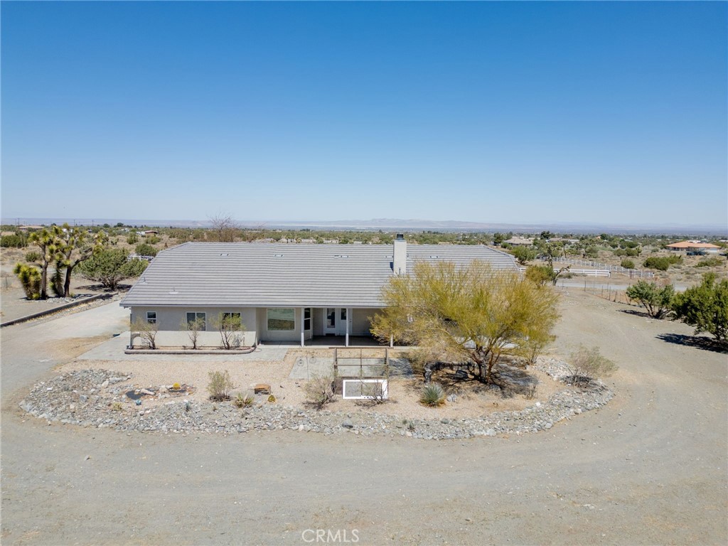 3423 Smoke Tree Road