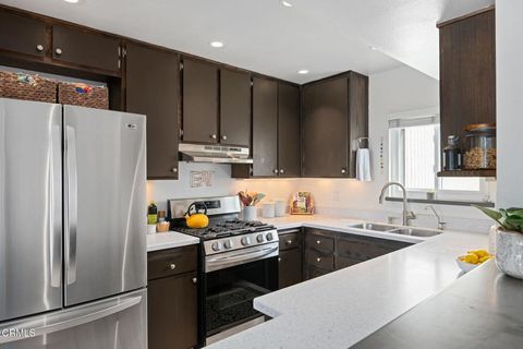 Tiny photo for 1280 Seacliff Court #2, Ventura, CA 93003 (MLS # V1-35266)