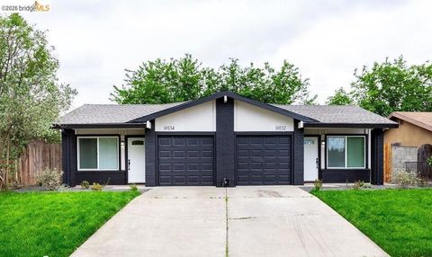 Photo of 10132 Rockingham Dr, Sacramento, CA 95827 (MLS # 41127015)