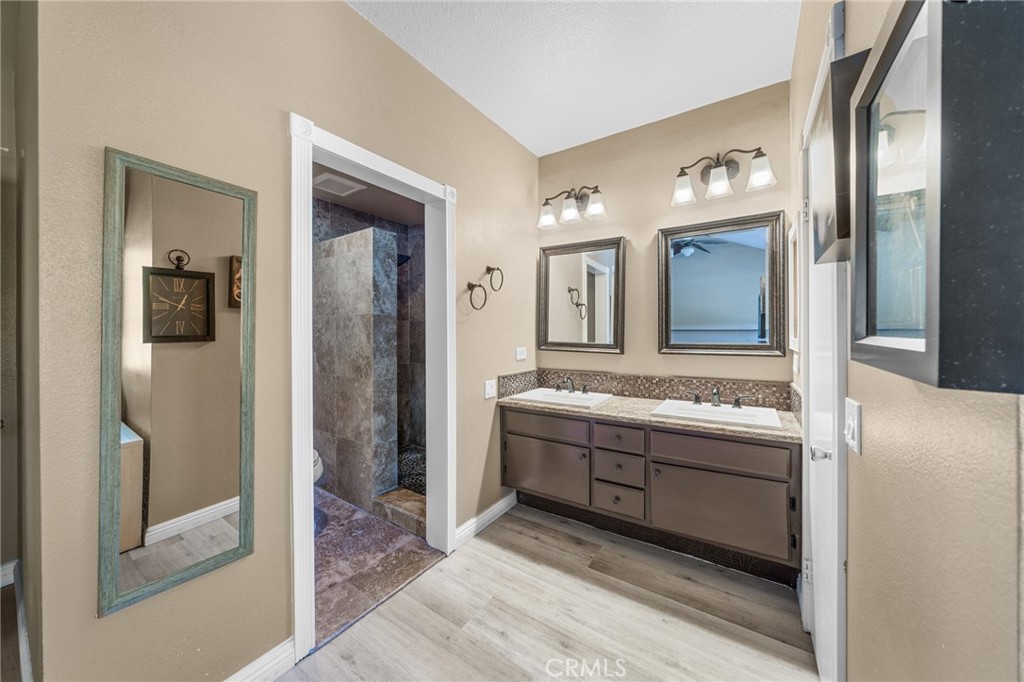 Canyon Rim(CR) - Residential