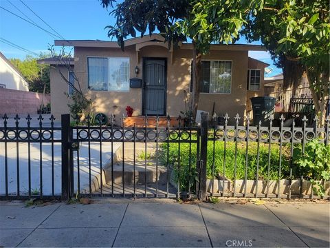 Photo of 3427 Bell Avenue, Bell, CA 90201 (MLS # DW26009539)