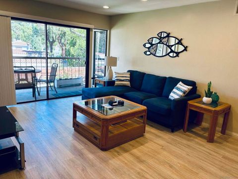 Photo of 12575 Oaks North Dr Dr #219, San Diego, CA 92128 (MLS # 250044591SD)