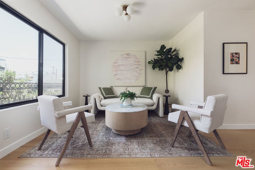 4412 Finley Avenue 2, Los Angeles CA 90027