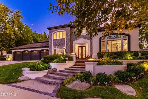 Photo of 25742 Simpson Place, Calabasas, CA 91302 (MLS # 224003865)