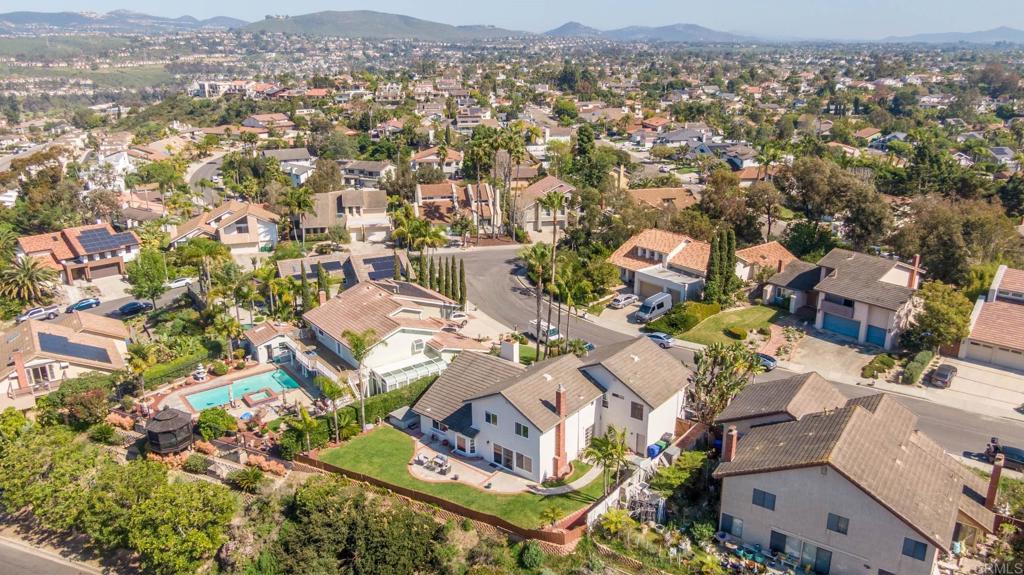 2124 Pintoresco Court