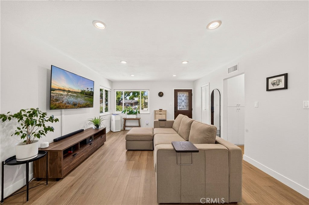 10809 Archway Drive