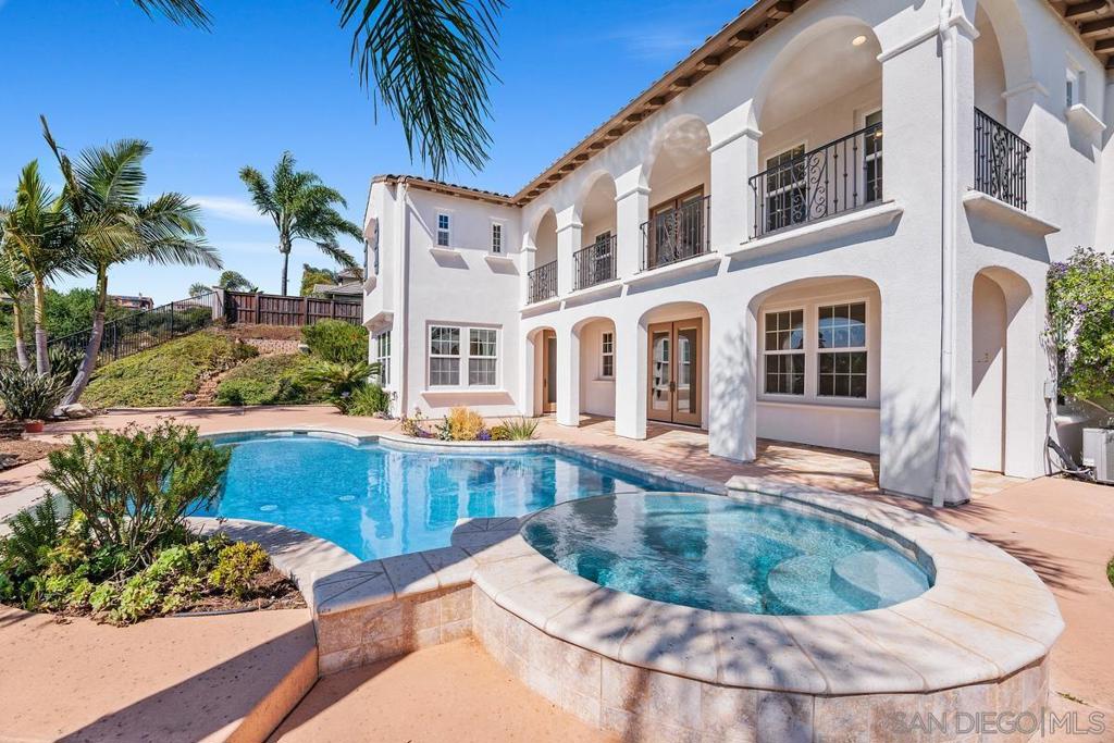 La Costa - Residential