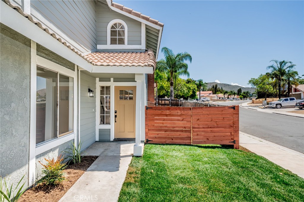 11060 Le Grand Lane