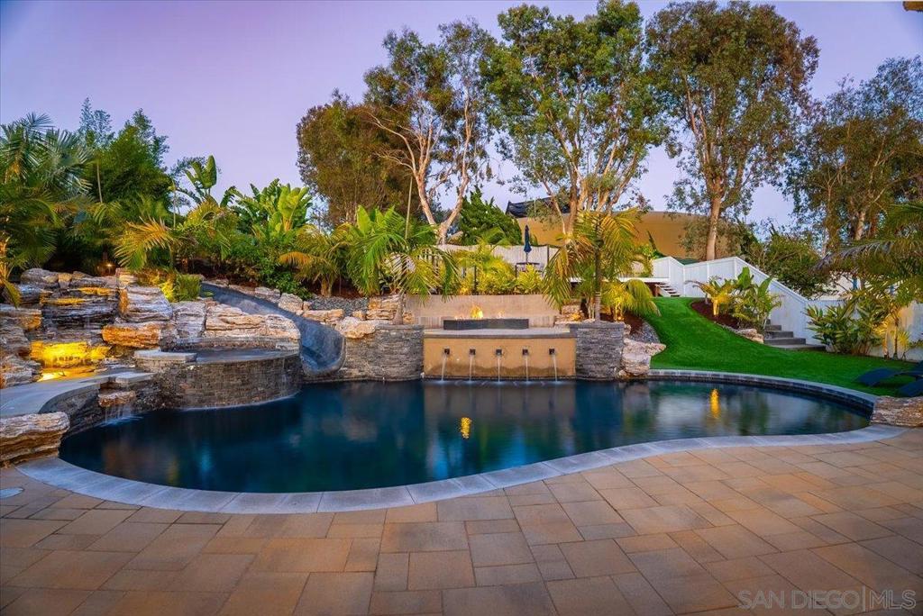 4250 Clearview Dr