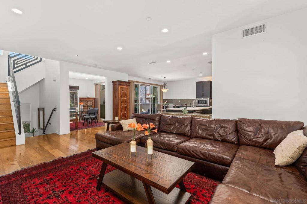 8336 Summit Way Way, San Diego CA 92108