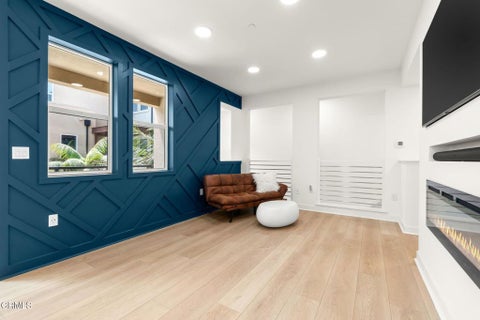Tiny photo for 1244 E Thompson Boulevard #101, Ventura, CA 93001 (MLS # V1-38256)