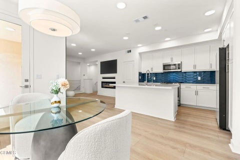 Tiny photo for 1244 E Thompson Boulevard #101, Ventura, CA 93001 (MLS # V1-38256)