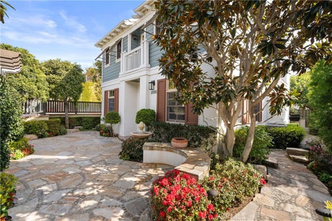 Photo of 2501 Bungalow Place #1, Corona Del Mar, CA 92625 (MLS # NP26191566)