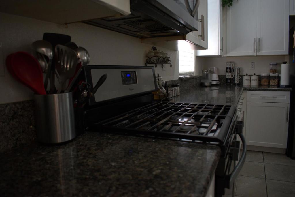 1233 La Colina Street