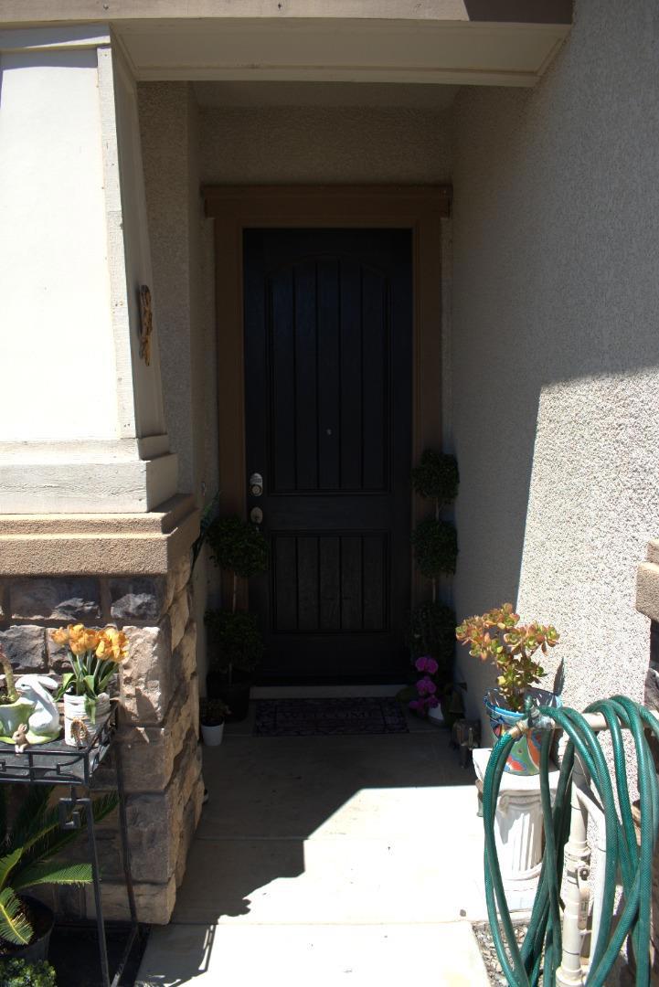 1233 La Colina Street