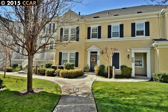 **RARE SINGLE STORY FLOORPLAN** Charming townhome with loads of upgrades-Hrwd floors, custom molding/trim, remodeled bathrooms and kitchen, built in's throughout, plantation shutters, custom paint, premium unit location, LOW HOA! Close to 580, Bart and many shops/restaurants.