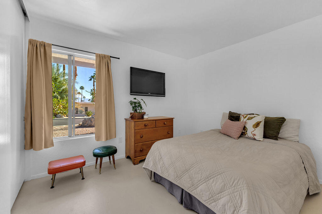 Magnesia Falls Cove - Residential