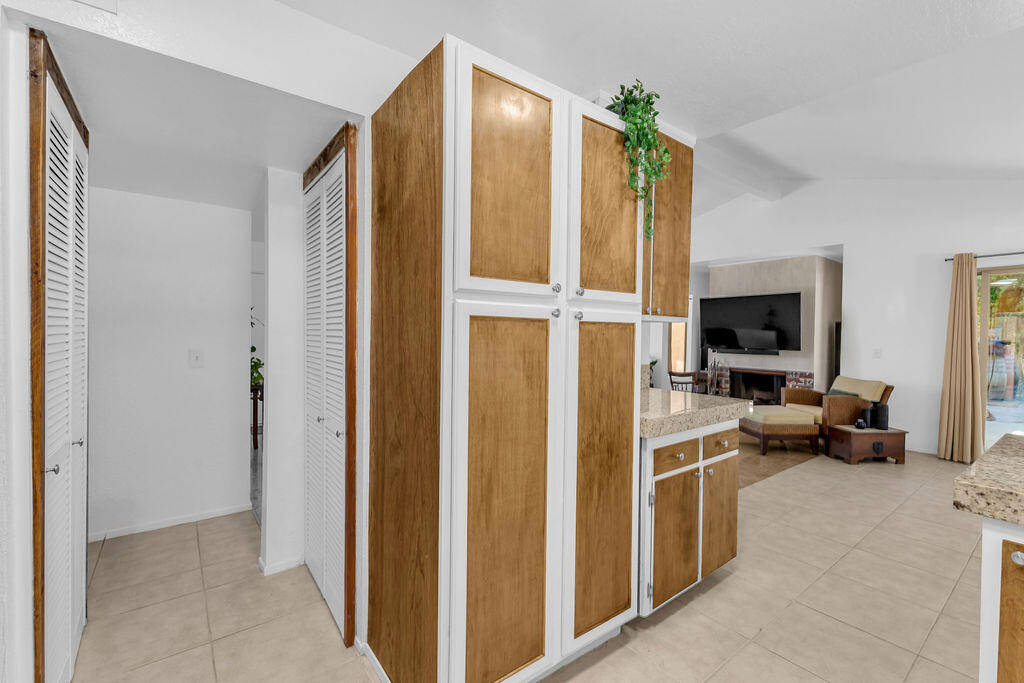 Magnesia Falls Cove - Residential