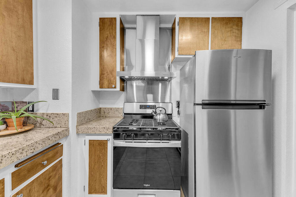 Magnesia Falls Cove - Residential