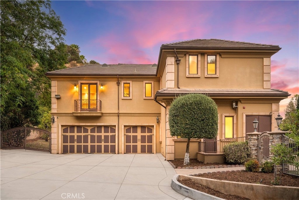 325 N Terrace View DR, Monrovia CA 91016