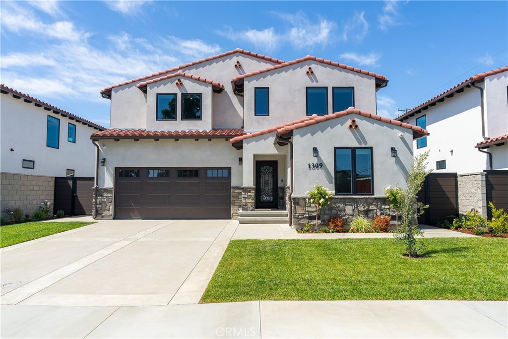 1309 Oakheath Dr