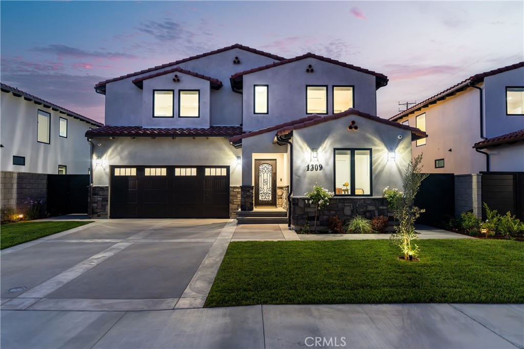 1309 Oakheath Dr