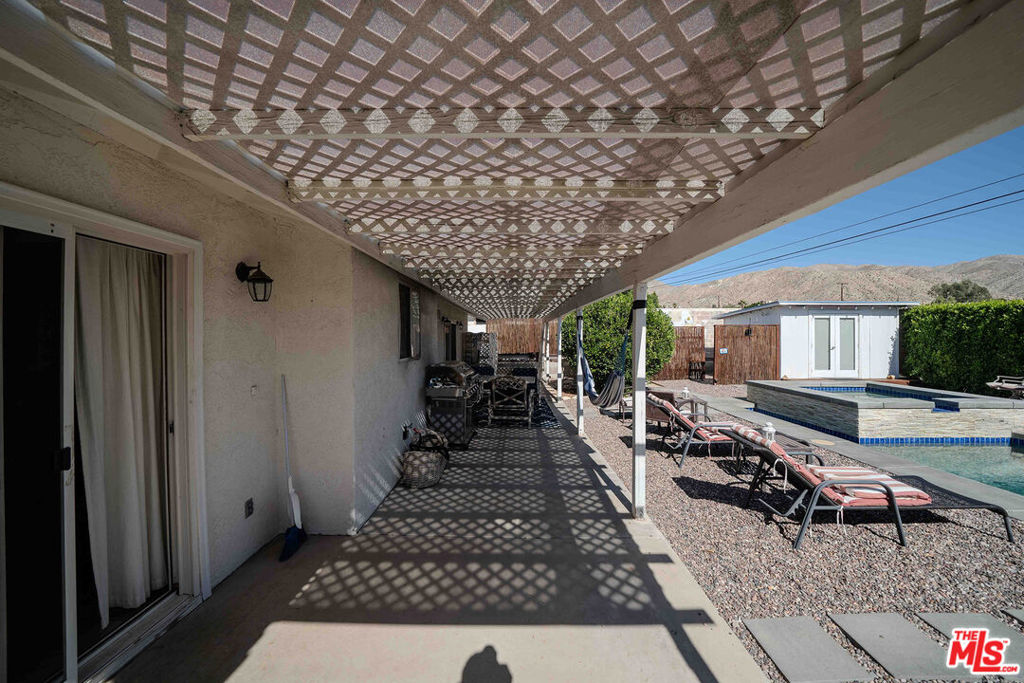 Vista Del Valle - Residential