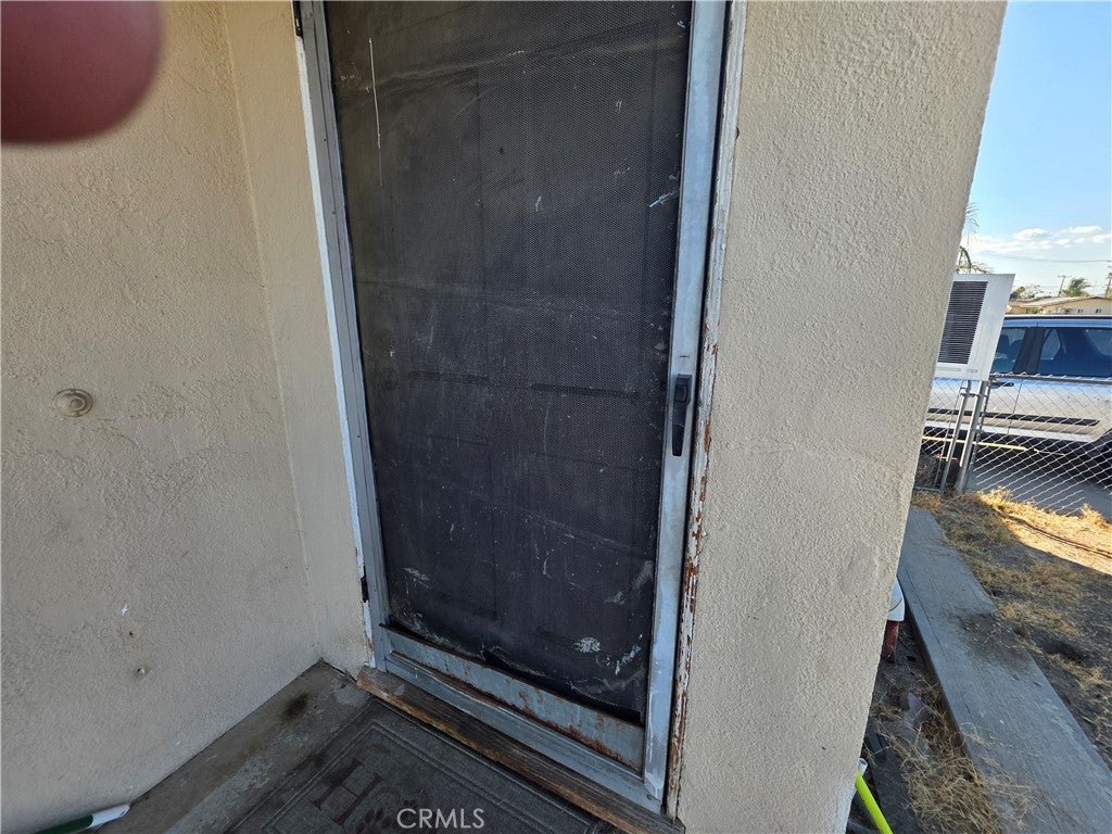 264 N Dillon