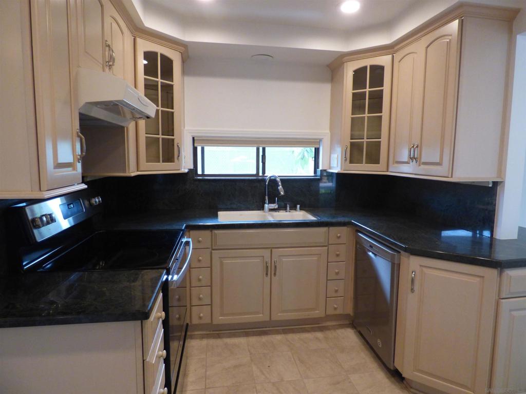 La Jolla - Residential Lease