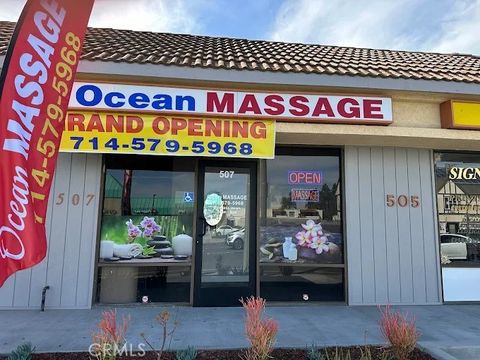 Photo of Anaheim, CA 92802 (MLS # PW25242881) Photo of Anaheim, CA 92802 (MLS # PW25242881)