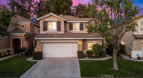 Photo of 20206 Soladera Way, Canyon Country, CA 91351 (MLS # SR26117346)