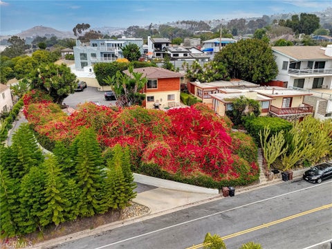 Photo of 139 Avenida Sierra, San Clemente, CA 92672 (MLS # SR26154605)