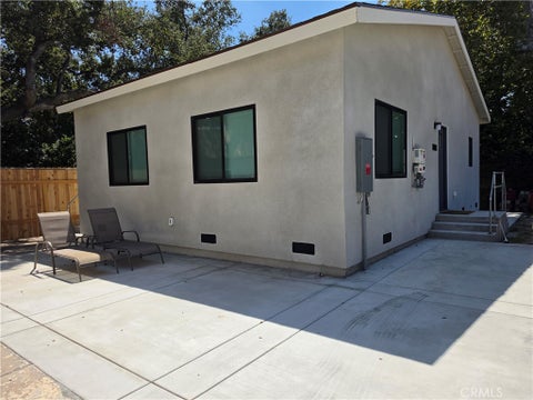Photo of 1237 N Craig, Pasadena, CA 91104 (MLS # AR26183009)