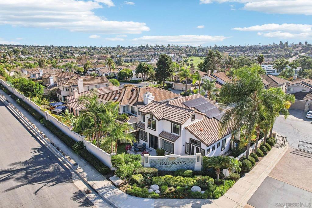 La Costa - Residential