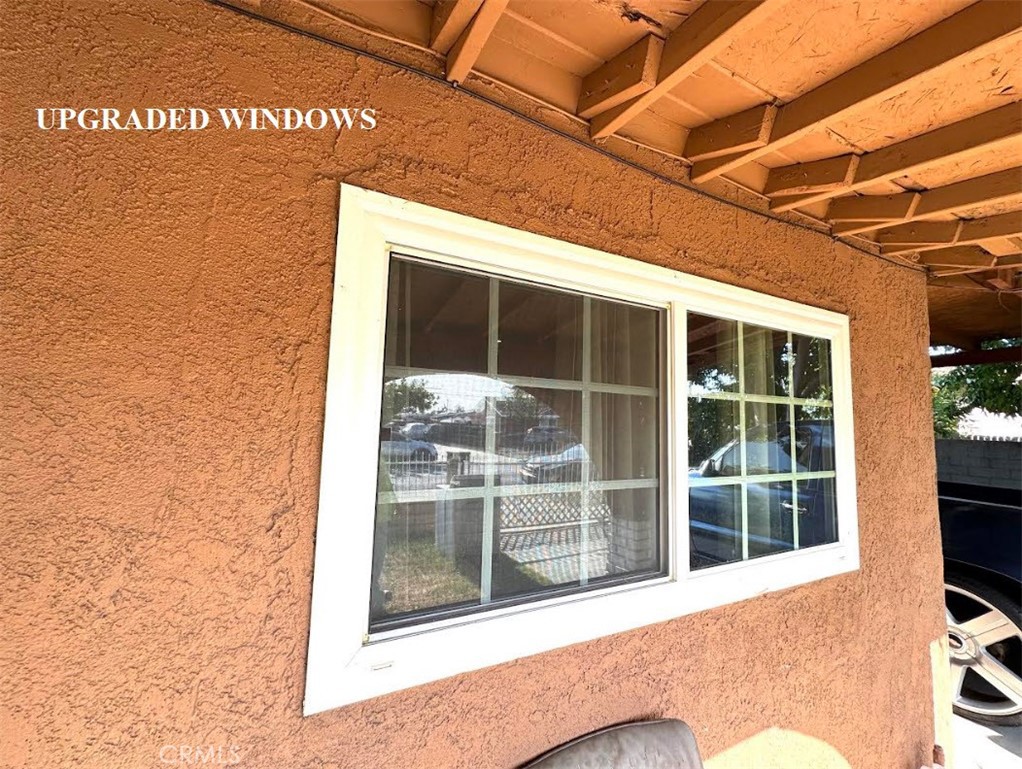 5246 N Clydebank Avenue