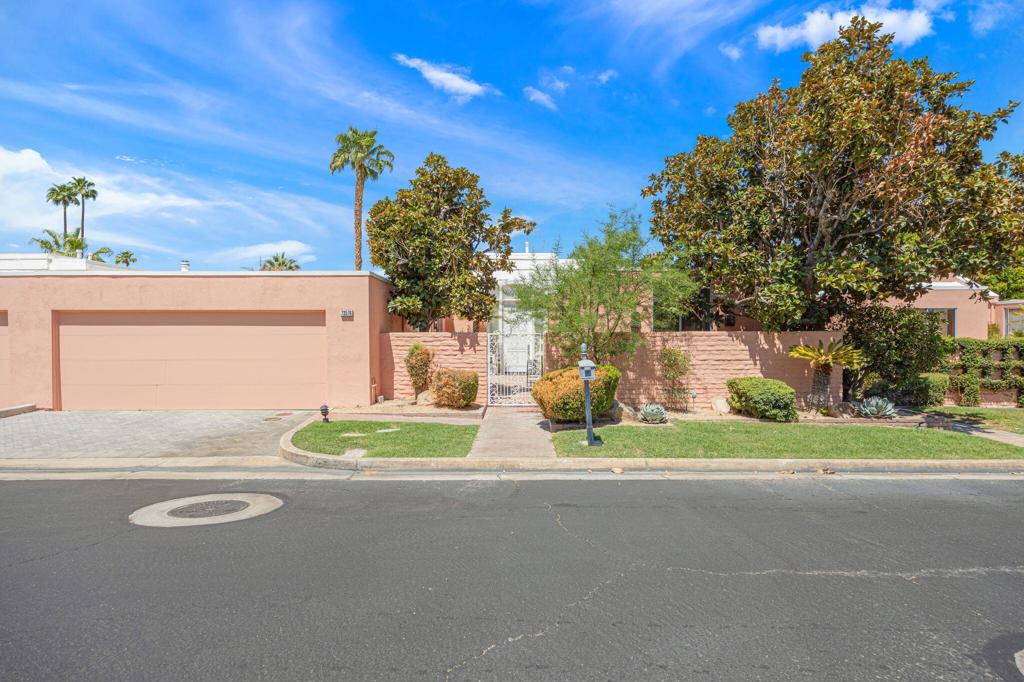 73576 Malabata Drive