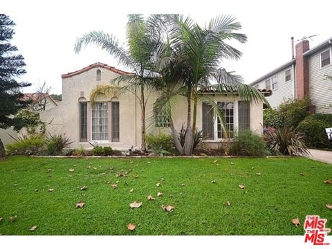 Photo of 429 S Orange Drive, Los Angeles, CA 90036 (MLS # 26681275)