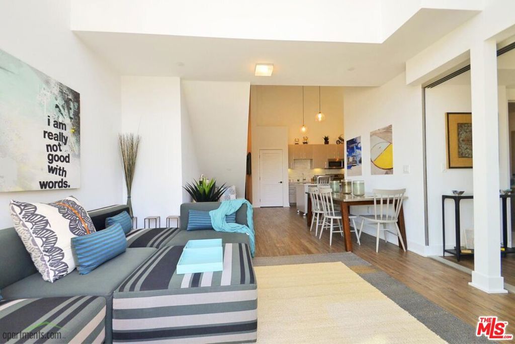 Introducing the BW luxury apartments in Brentwood where you can take the enjoyment of home living and elevate it to the highest standard of luxury and ease. This contemporary and clean living experience with amenities like a fitness center and rooftop garden/lounge, is within close proximity to high-end dining, village cafes, outdoor markets and Whole Foods. Apartment homes are equipped with lots of windows bathing each unit with a taste of the California sun, high end BOSCH stainless steel appliances, front loading washer and dryers, caesar stone granite counter tops, with beautiful designer finishes, and contemporary colors. These thoughtful details crafted combines resort style luxury living, excellent customer service and stunning architecture to give residents the best Brentwood has to offer.Interior Features:-Premium Stainless Steel Appliances-Elegant Caesarstone Countertops-Carrera Marble Backsplash-Contemporary European-Style Cabinetry-Spa-Inspired Bathrooms with Deep Soaking Tubs-Expansive Showers with Carrera Marble Surround-Distressed Wood-Plank Flooring-Plush Carpeted Bedrooms-In-Unit Washer and Dryer-Spacious Wardrobes and Walk-In Closets-Custom Window Treatments-Designer Lighting Fixtures-Intrusion Detection Systems-Floor-to-Ceiling Windows-Community Amenities:-24-Hour Fitness Center-On-Site Restaurant for Convenient Dining-Rooftop Lounge with City Views and Jacuzzi-Outdoor Rooftop Kitchen and Grilling Area-Modern Lobby with Stylish Kitchen and Interactive Space-Business Center-Two High-Speed Elevators for Quick Access-Controlled Access for Enhanced Security*Garage tandem parking available for an additional fee of $200
