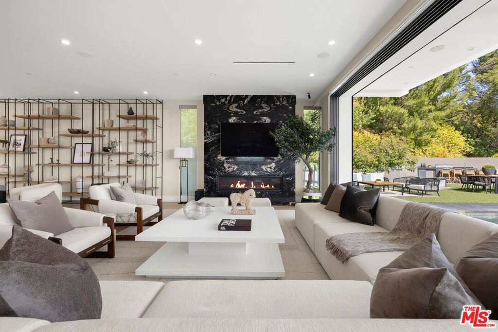 1754 Clear View Drive
