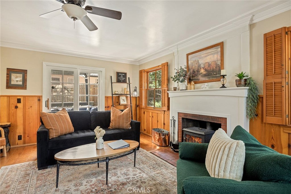 380 Hemlock