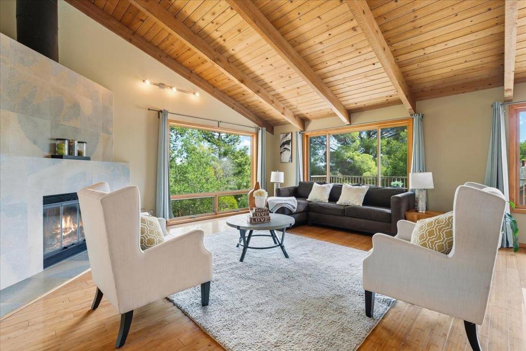 22213 Quinterno Court