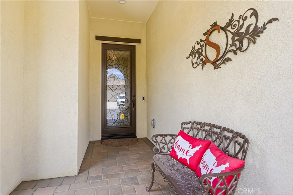 11829 Wandering Way
