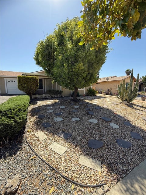 Photo of 318 Marian WAY, Banning, CA 92220 (MLS # IG26224162)