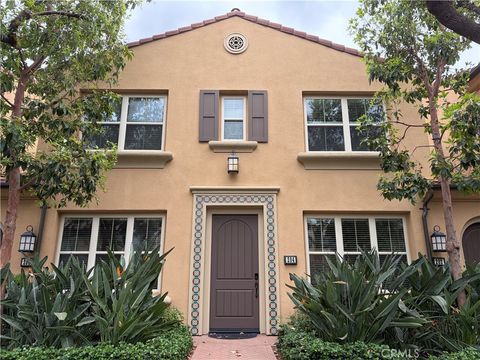 204 Kempton Irvine CA 92620