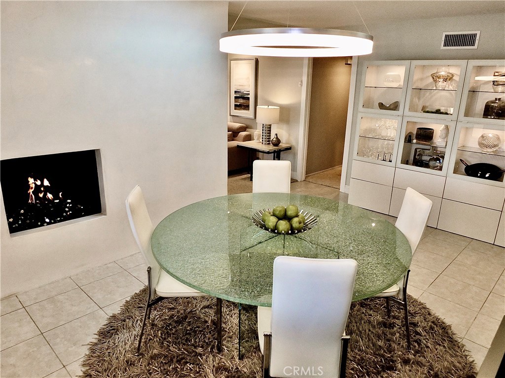 Costa Mesa, California, 92626, United States, 3 Bedrooms Bedrooms, ,2 BathroomsBathrooms,Residential,Active,2019486