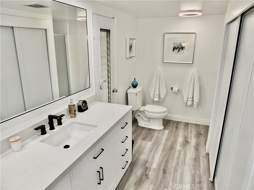 Costa Mesa, California, 92626, United States, 3 Bedrooms Bedrooms, ,2 BathroomsBathrooms,Residential,Active,2019486