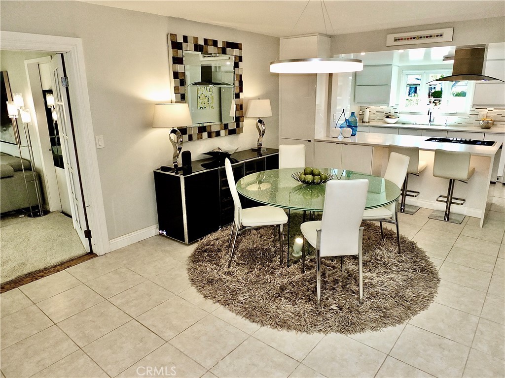 Costa Mesa, California, 92626, United States, 3 Bedrooms Bedrooms, ,2 BathroomsBathrooms,Residential,Active,2019486