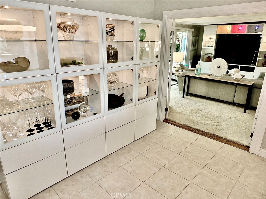Costa Mesa, California, 92626, United States, 3 Bedrooms Bedrooms, ,2 BathroomsBathrooms,Residential,Active,2019486