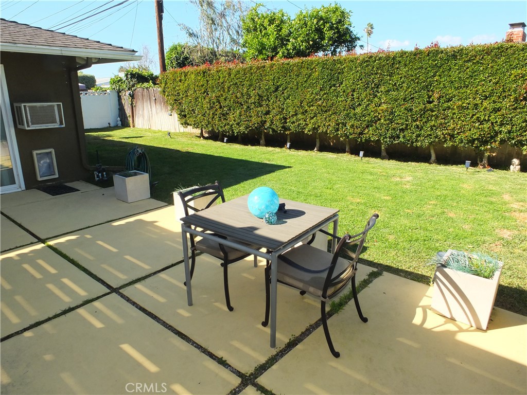 Costa Mesa, California, 92626, United States, 3 Bedrooms Bedrooms, ,2 BathroomsBathrooms,Residential,Active,2019486