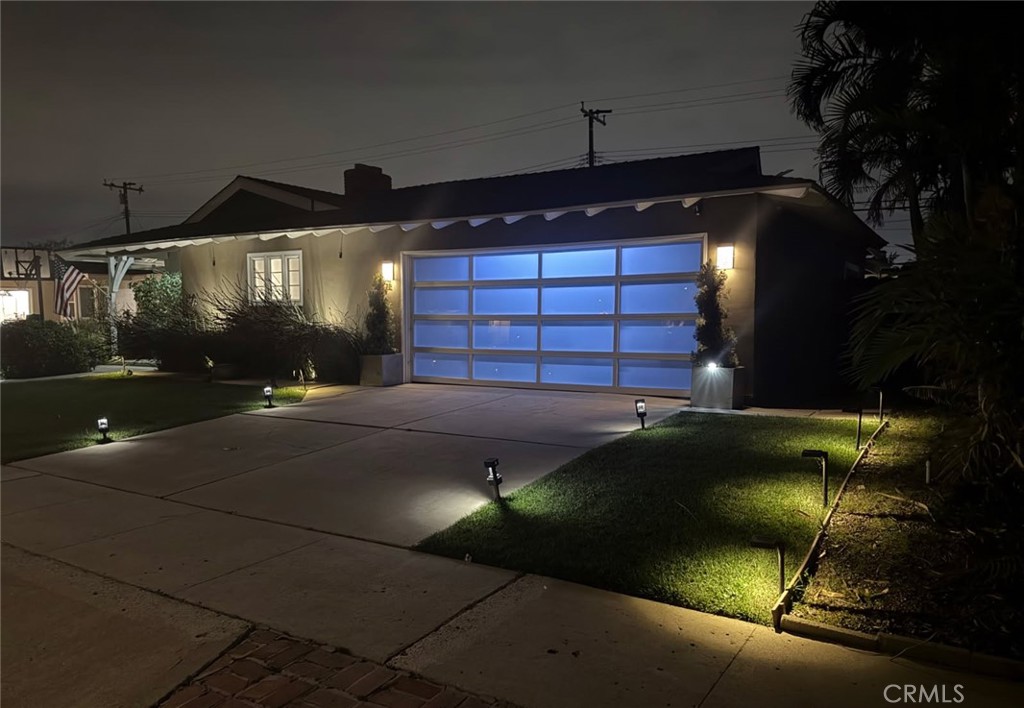Costa Mesa, California, 92626, United States, 3 Bedrooms Bedrooms, ,2 BathroomsBathrooms,Residential,Active,2019486